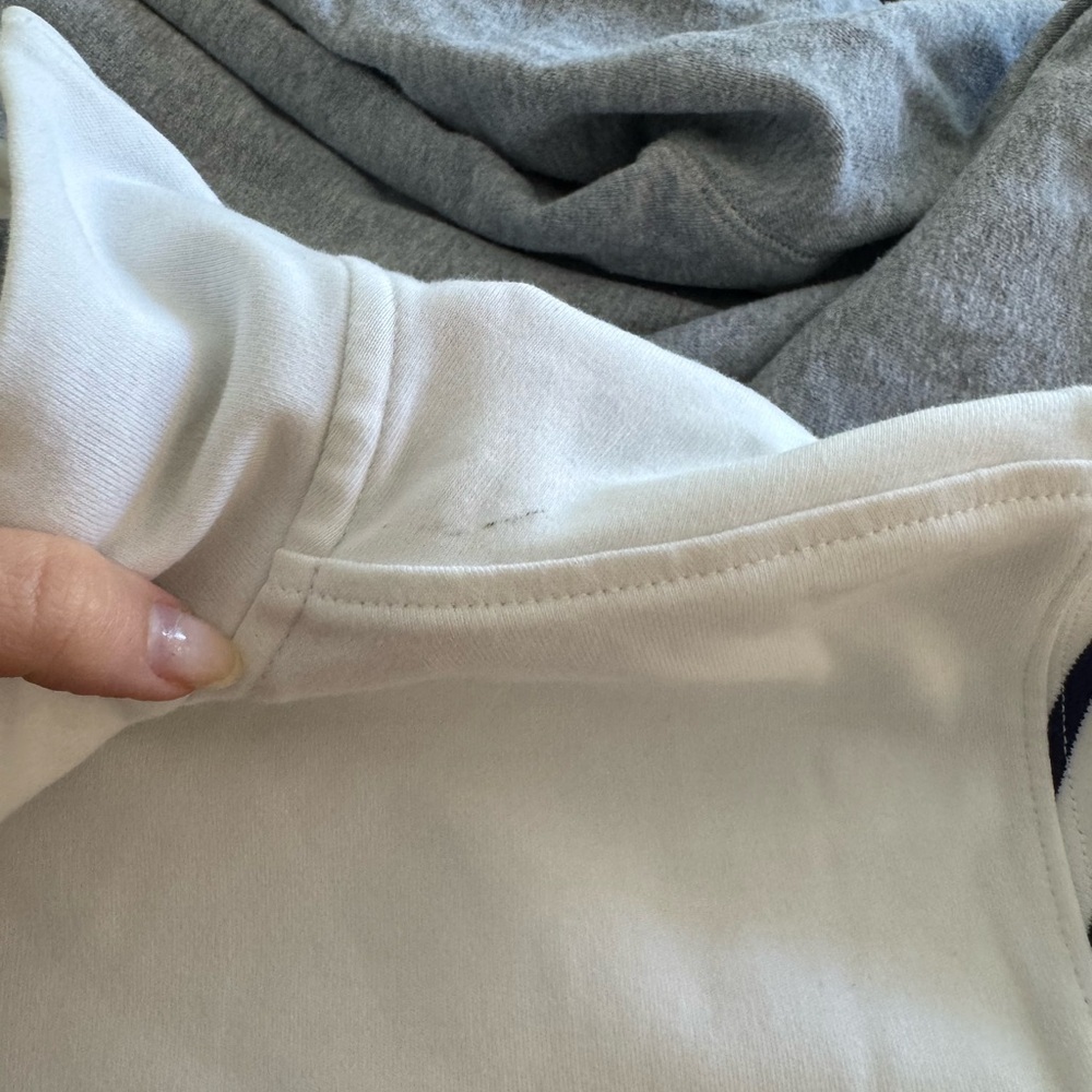 Vineyard vines stripe 1/4 zip navy and white - Picture 5 of 6